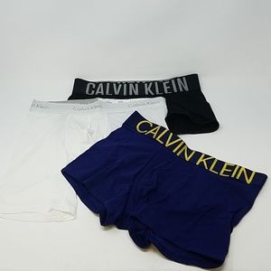NWOT 3 Pairs Calvin Klein Mens S Underwear C7D